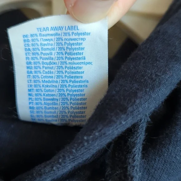 Floral Graphic Black Alaska Hoodie Size Medium - Picture 4 of 7